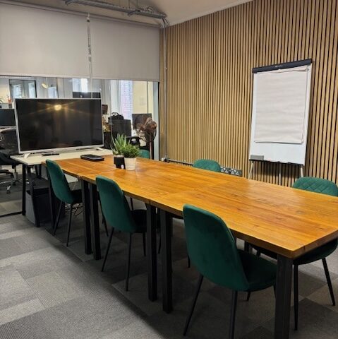 Bantham meeting room